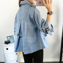 Charger l'image dans la galerie, Spring Fashion Short Denim Coat Women 2018 Autumn New Large size Slim Female Coat Double breasted Loose Denim Jacket FASHION248