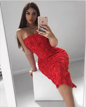Charger l'image dans la galerie, QILI Women Appliques Dress Sexy Strapless Sleeveless Rear Zipper Bodycon Dresses Red and Black Party Club Pencil Dress Female
