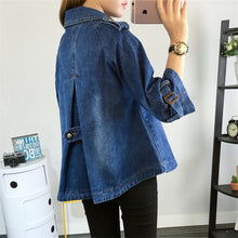 Charger l'image dans la galerie, Spring Fashion Short Denim Coat Women 2018 Autumn New Large size Slim Female Coat Double breasted Loose Denim Jacket FASHION248
